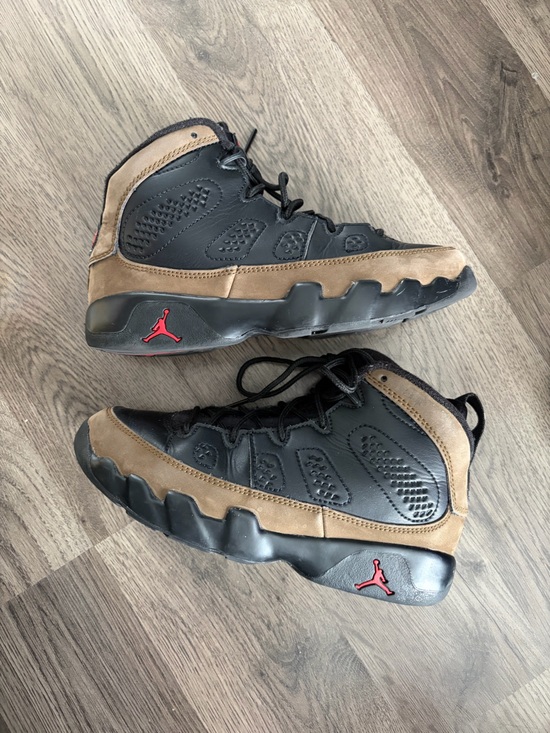 Jordan Other - Jordan Men’s Sneakers in Black, Brown & Red Accents
